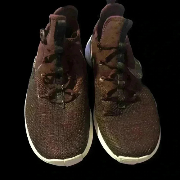 Nike Free TR 8 Print Burgundy Crush/White-Sail AH0709-600‎ Women's Size 8 - Picture 2 of 6